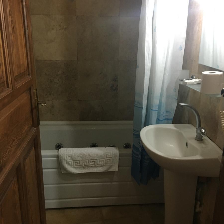 Arnovalley Hotel 어굽 외부 사진