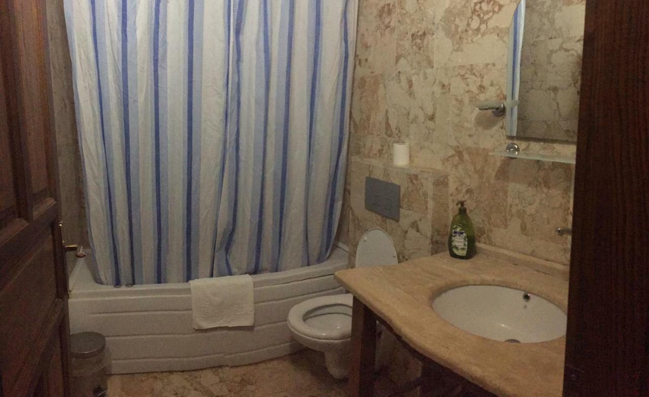 Arnovalley Hotel 어굽 외부 사진
